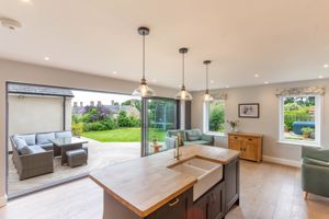 Photo 17- click for photo gallery